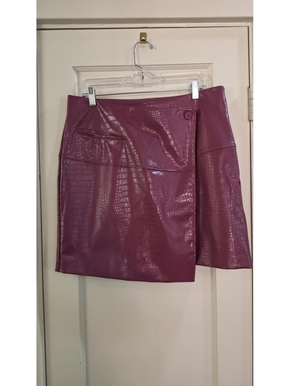 Worthington Faux Leather Crocodile Embossed Mini Skirt in Purple